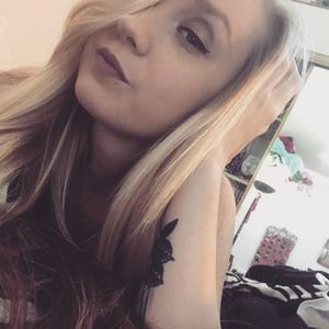 Meet your Posher, Alexandra